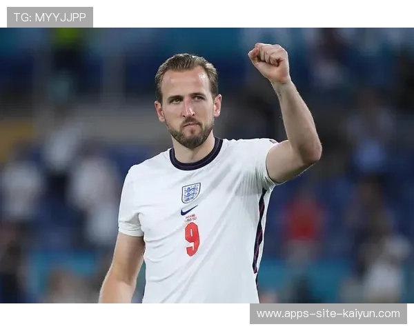 凯恩头球争顶后自我二次调整,热刺前场创造出良机