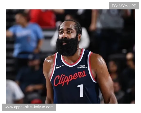 哈登关键时刻连助攻，76人以团队篮球取胜